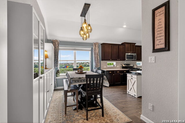 Image 19 of 50 For 25703 Hermosa Vis