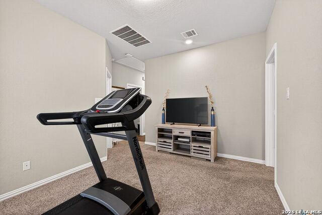 Image 29 of 50 For 25703 Hermosa Vis