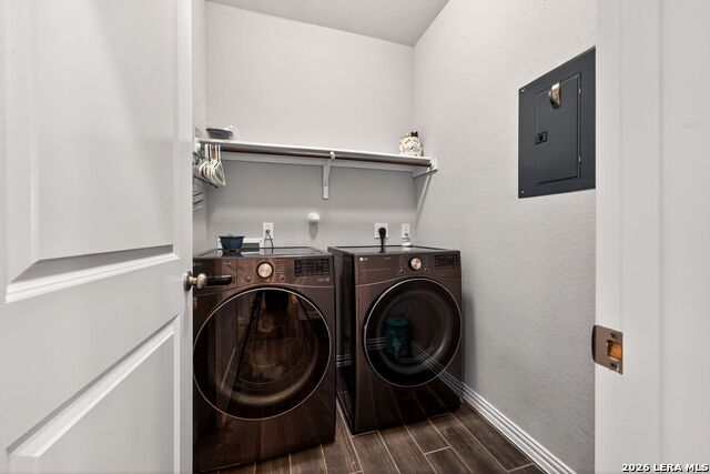 Image 34 of 50 For 25703 Hermosa Vis