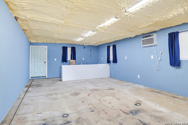 Image 68 of 87 For 78 Marx Lane