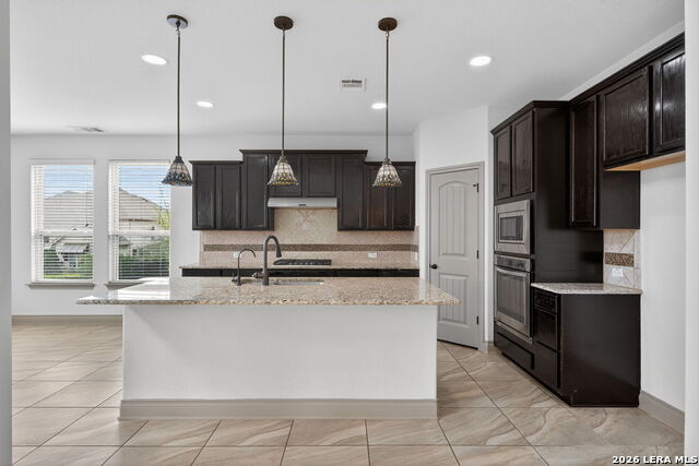 Image 11 of 40 For 9003 Quail Gate