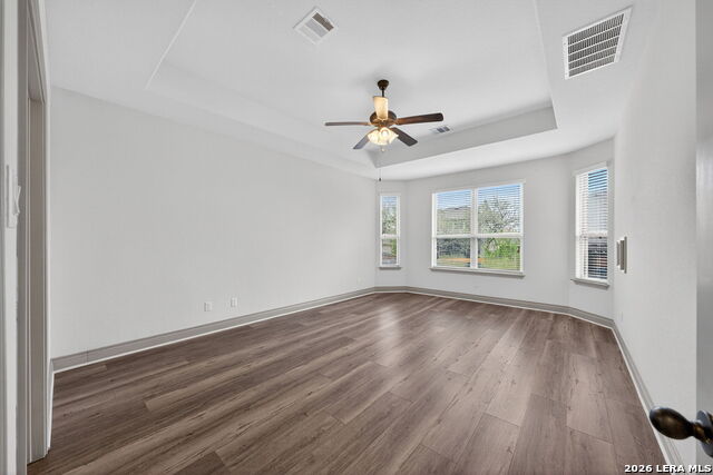 Image 17 of 40 For 9003 Quail Gate