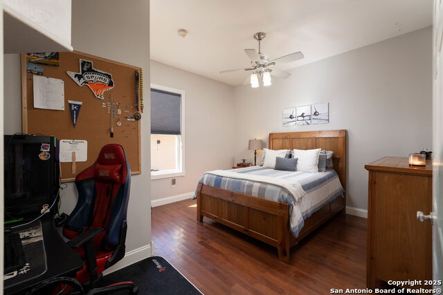 Image 23 of 50 For 42 Tower Rd  