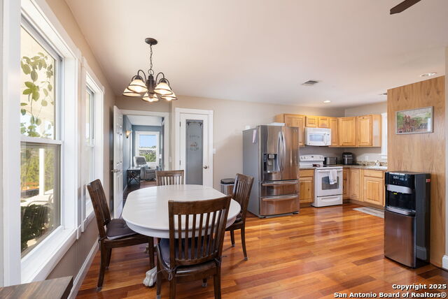 Image 31 of 50 For 42 Tower Rd  