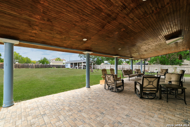 Image 22 of 28 For 9942 Hunters Pond