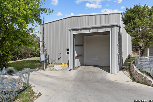 Image 31 of 50 For 24210 Scenic Loop