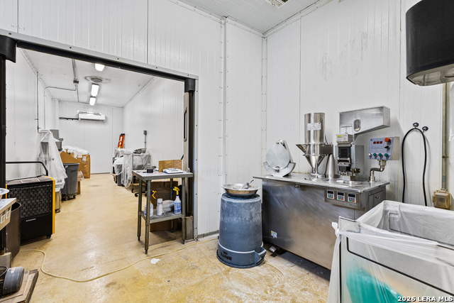 Image 49 of 50 For 24210 Scenic Loop