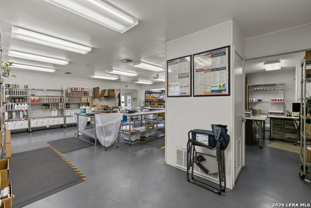 Image 7 of 50 For 24210 Scenic Loop