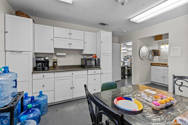 Image 9 of 50 For 24210 Scenic Loop