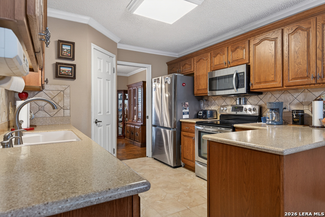 Image 13 of 41 For 13318 Los Indios St