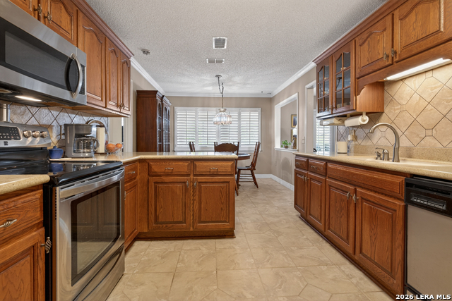 Image 15 of 41 For 13318 Los Indios St