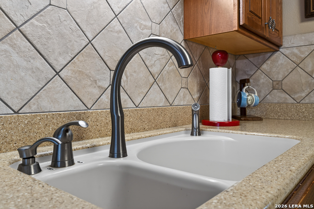 Image 17 of 41 For 13318 Los Indios St