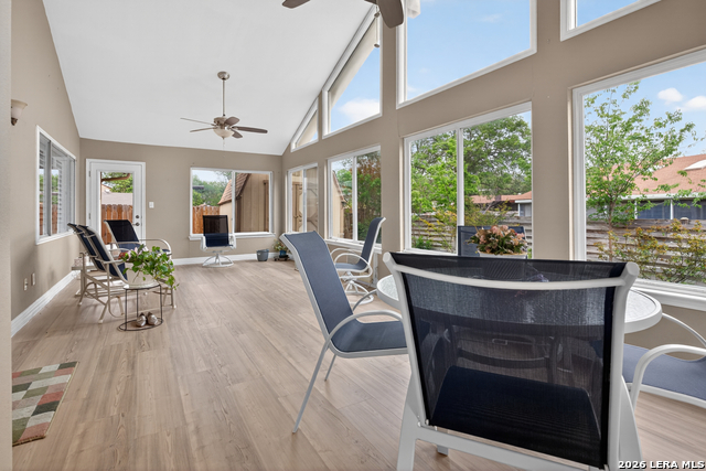 Image 34 of 41 For 13318 Los Indios St