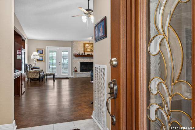 Image 4 of 41 For 13318 Los Indios St