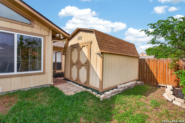 Image 40 of 41 For 13318 Los Indios St