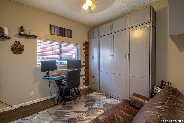 Image 23 of 27 For 3426 Heather Blf