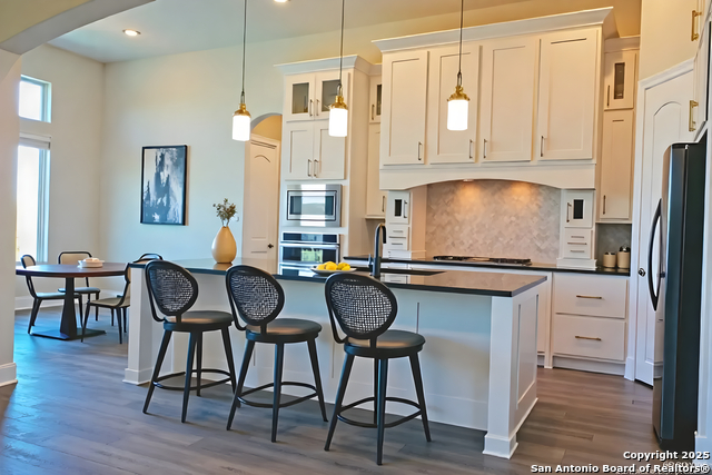 Image 4 of 55 For 18810 Canyon View Pass