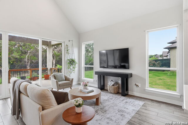 Image 16 of 47 For 28410 Bailey Xing