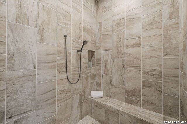 Image 23 of 47 For 28410 Bailey Xing