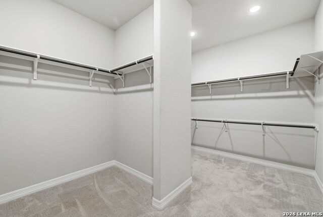 Image 25 of 47 For 28410 Bailey Xing