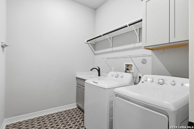 Image 33 of 47 For 28410 Bailey Xing