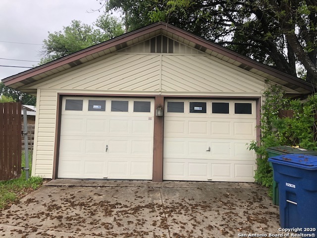 Image 4 of 13 For 146 Stardream Dr