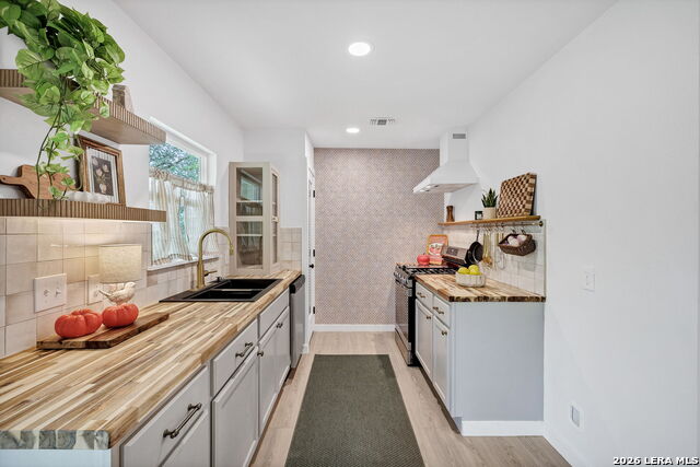 Image 14 of 41 For 5914 Channcy Springs St