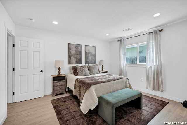 Image 19 of 41 For 5914 Channcy Springs St