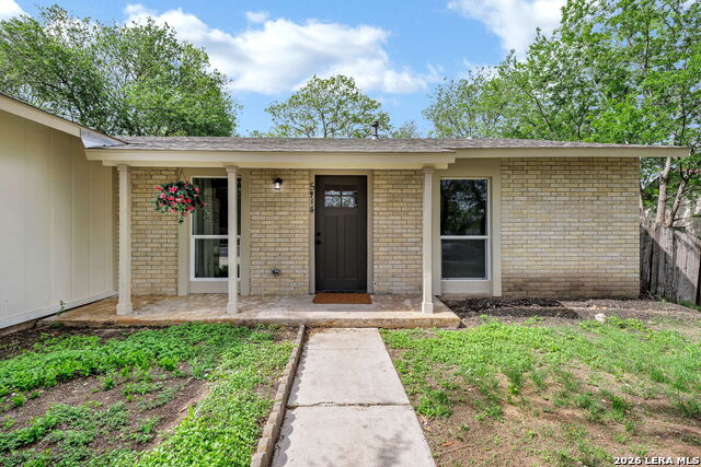 Image 5 of 41 For 5914 Channcy Springs St