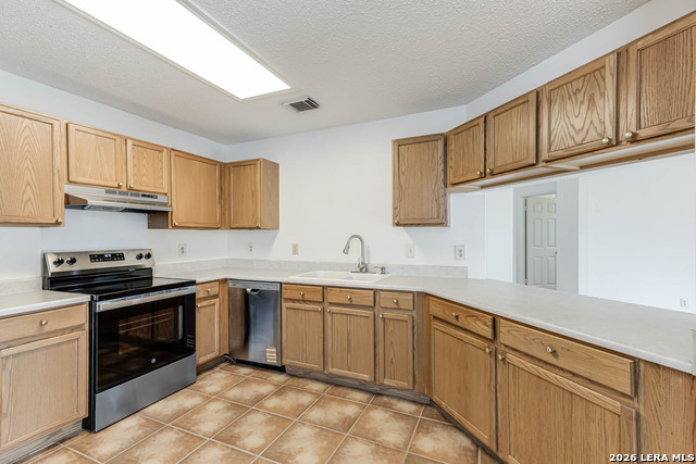 Image 12 of 33 For 7039 Mary Todd