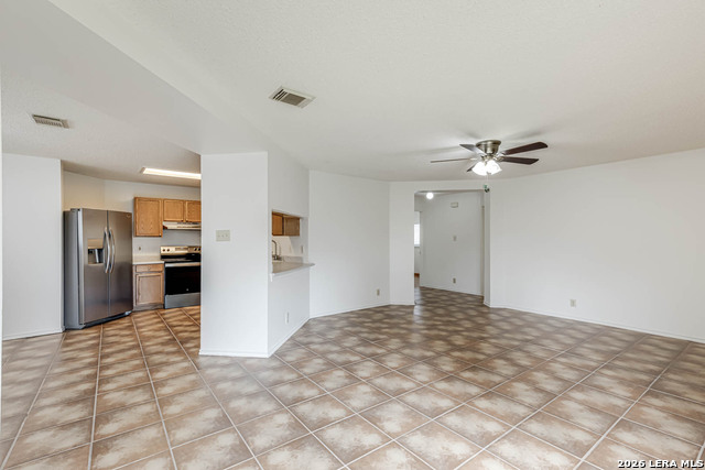 Image 15 of 33 For 7039 Mary Todd