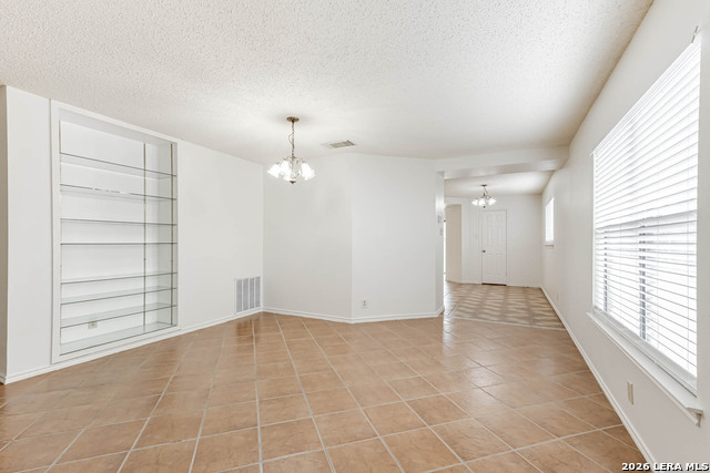 Image 8 of 33 For 7039 Mary Todd