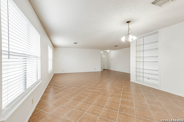 Image 9 of 33 For 7039 Mary Todd