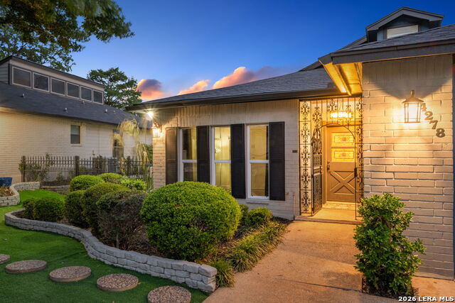 Image 32 of 50 For 4278 Putting Green