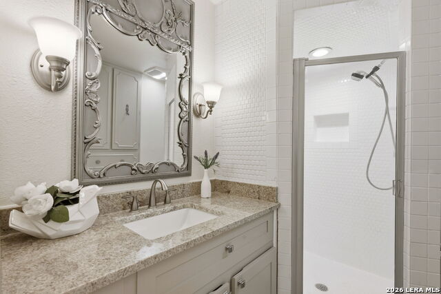 Image 46 of 50 For 4278 Putting Green