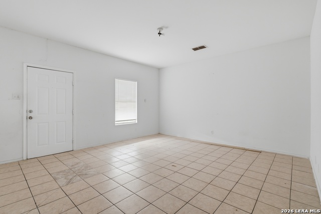 Image 2 of 9 For 1706 Craig Pl W 5