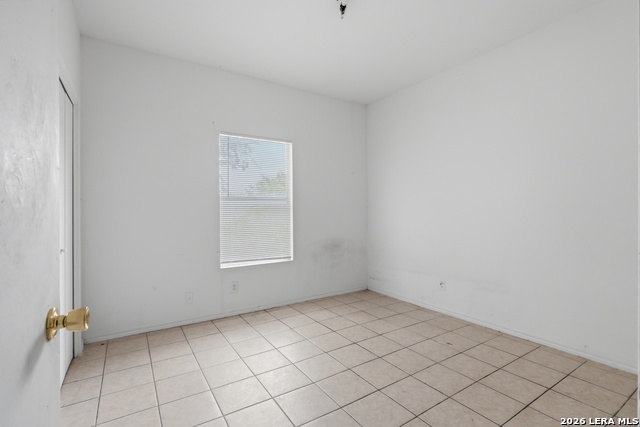 Image 8 of 9 For 1706 Craig Pl W 5