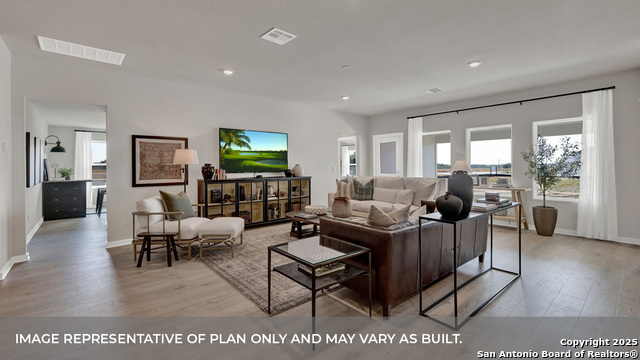 Image 20 of 46 For 421 Kolbo Crossing Cove