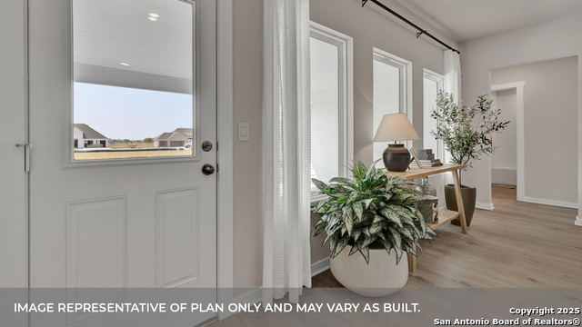 Image 26 of 46 For 421 Kolbo Crossing Cove