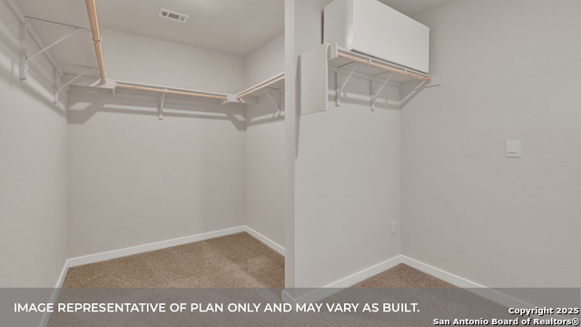 Image 36 of 46 For 421 Kolbo Crossing Cove