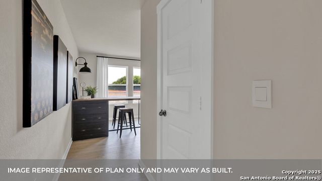 Image 39 of 46 For 421 Kolbo Crossing Cove