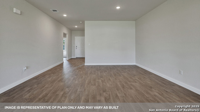 Image 10 of 34 For 386 Kolbo Crossing Cove