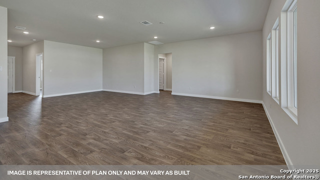 Image 15 of 34 For 386 Kolbo Crossing Cove