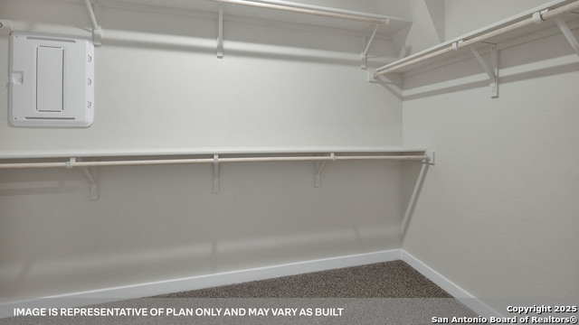 Image 29 of 34 For 386 Kolbo Crossing Cove