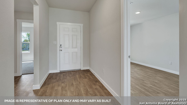 Image 3 of 34 For 386 Kolbo Crossing Cove