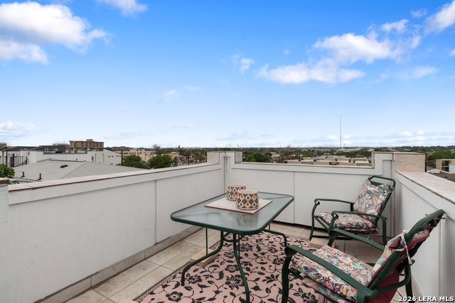 Image 15 of 20 For 408 Lewis  