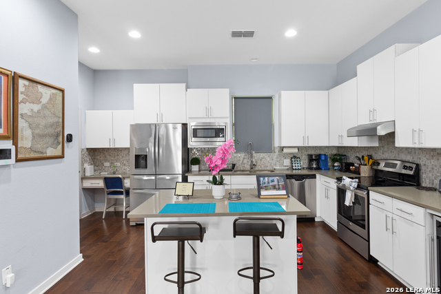 Image 6 of 20 For 408 Lewis  