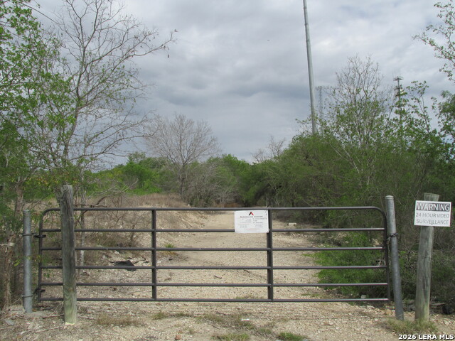 Listing photo id 1 for T.b.d Holm W
