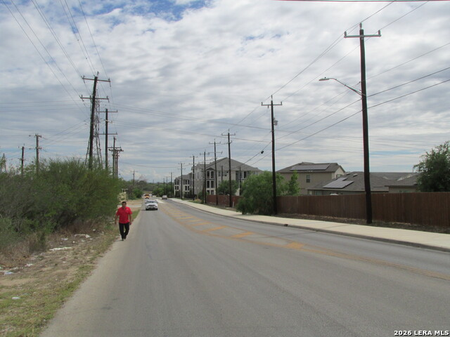 Listing photo id 3 for T.b.d Holm W