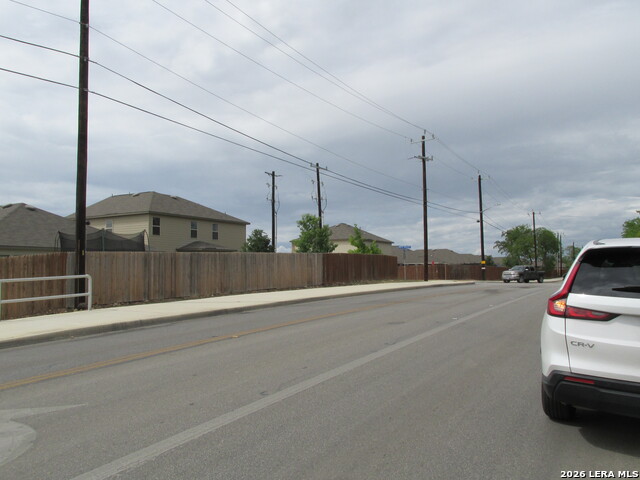 Listing photo id 4 for T.b.d Holm W